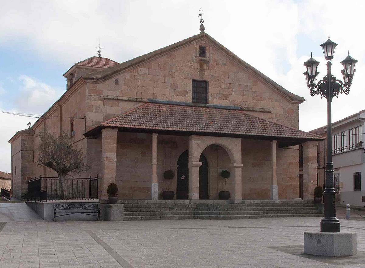 Iglesia de Santiago Apóstol (Gomecello)