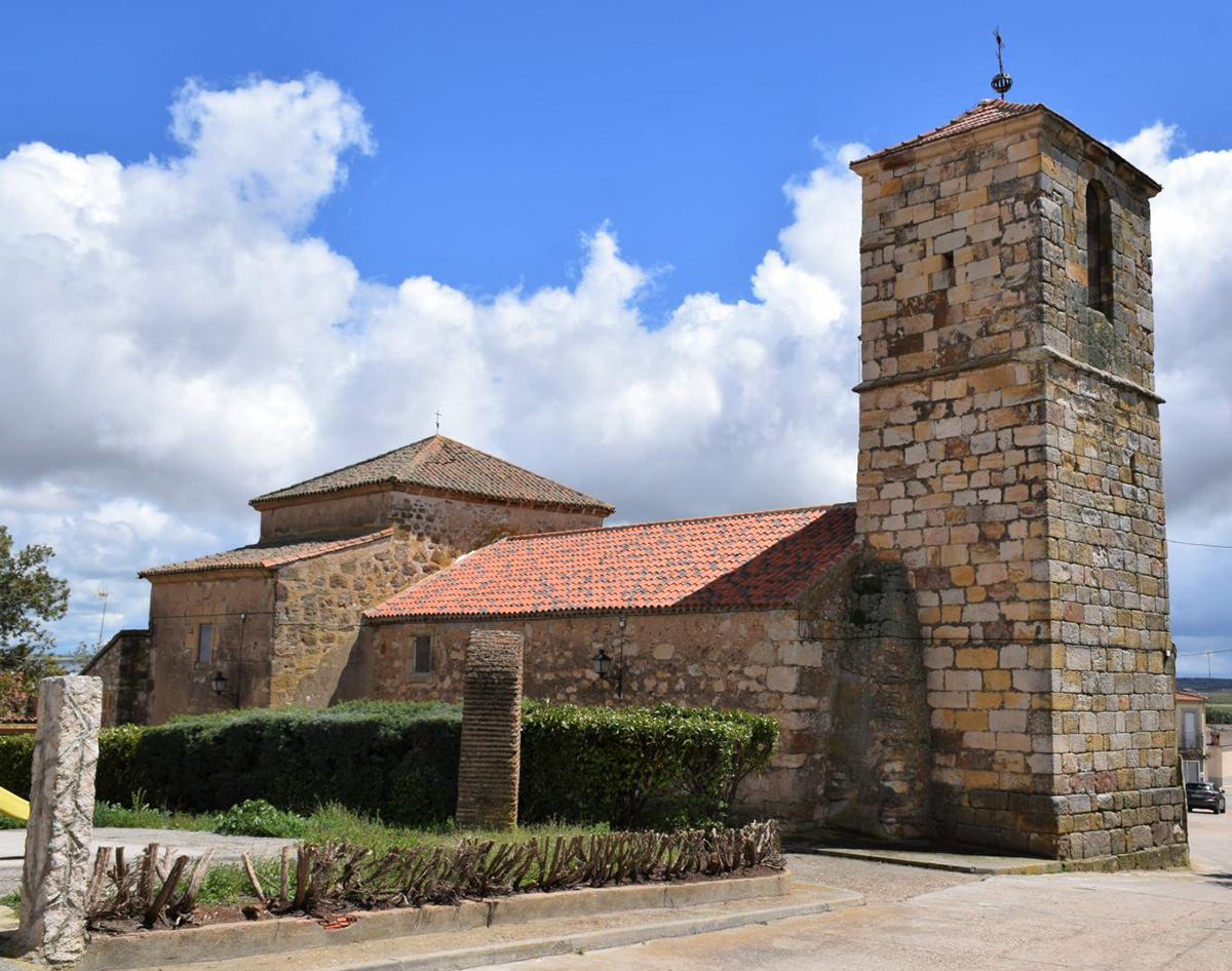 Iglesia de San Benito (Machacón)