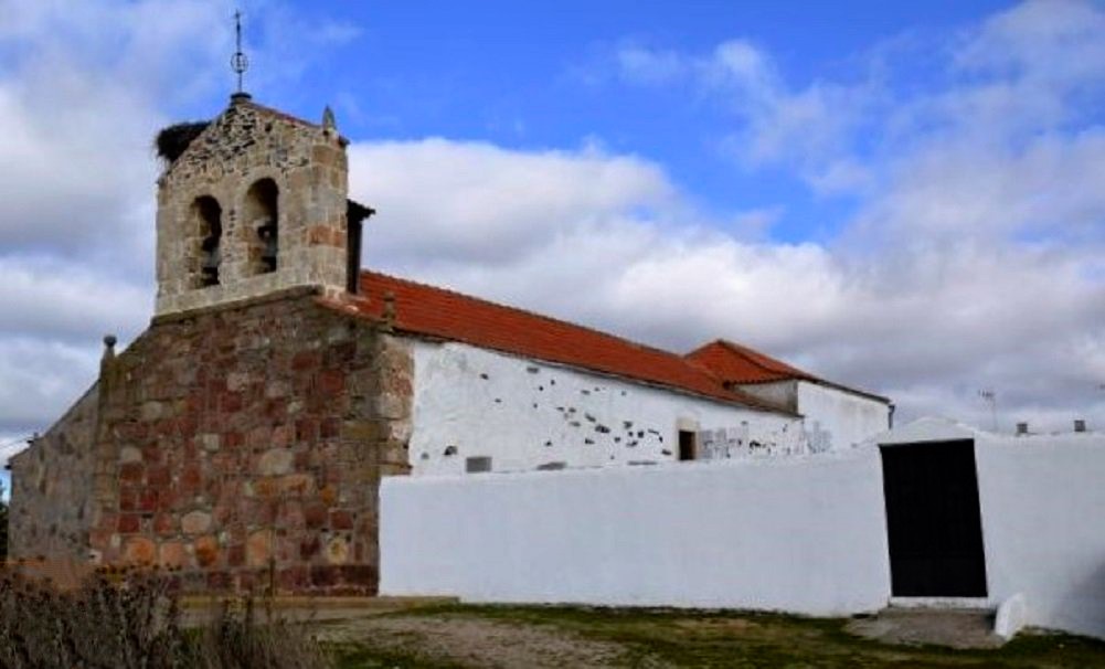 Iglesia Santa Eulalia (Las Torres) - parte lateral
