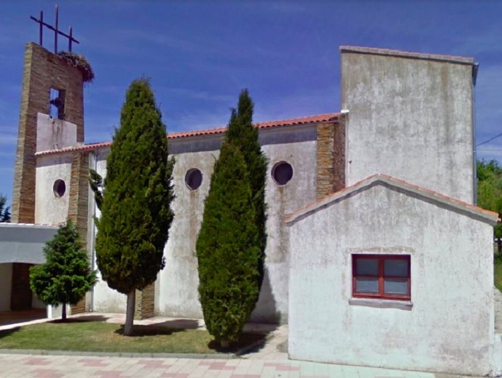 Iglesia Santa Inés (Santa Inés) - parte lateral
