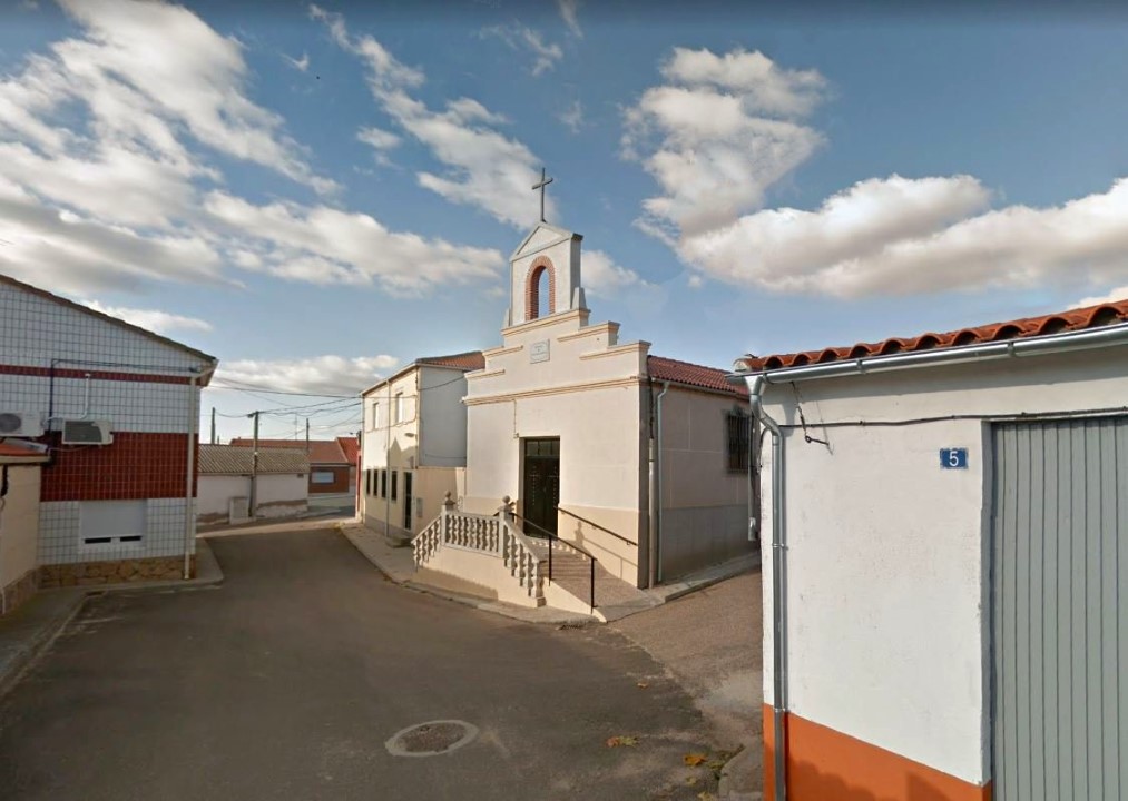 Iglesia de Santiago Apóstol (Cordovilla) - parte lateral