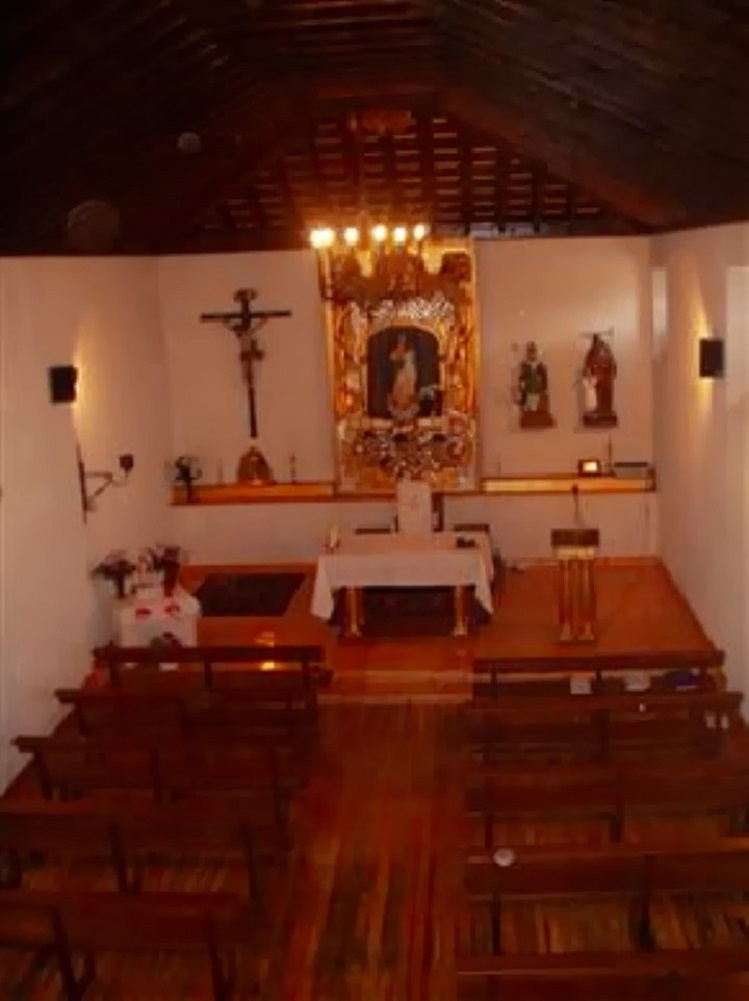 Iglesia San Nicolás de Bari (La Lurda) - parte interior