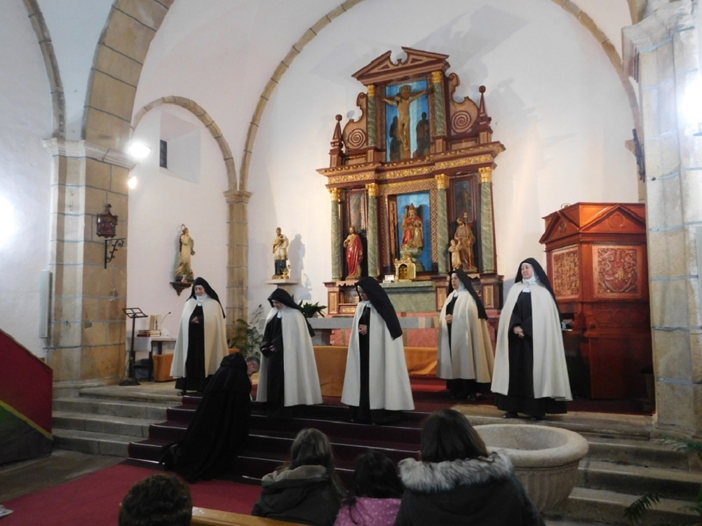 Iglesia San Pedro Apóstol (El Sahugo) - parte interior