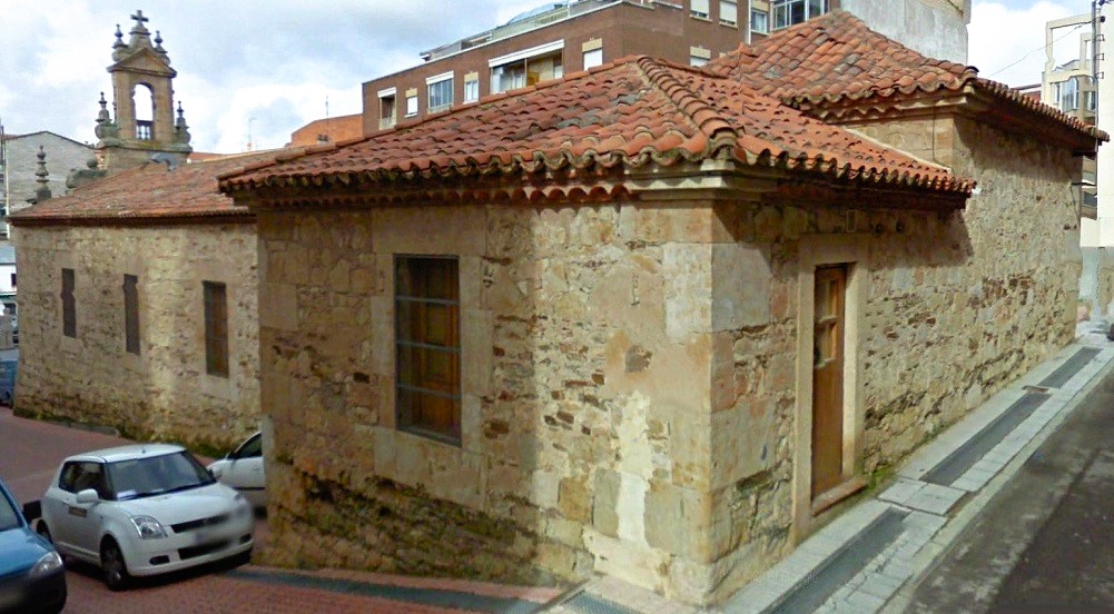 Iglesia Vieja Pizarrales - parte trasera